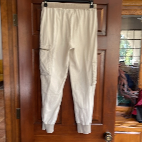 Young Fabulous & Broke Tencel
Cargo Joggers Small - Picture 5 of 6